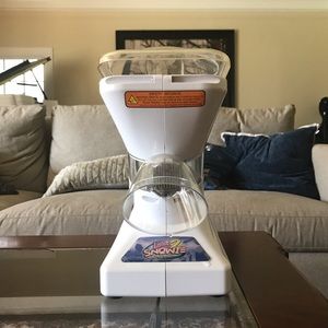 Little Snowie Shaved Ice machine